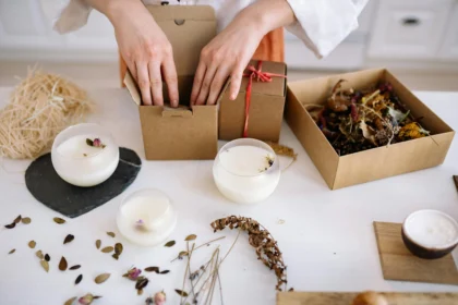 Custom Luxury Candle Boxes