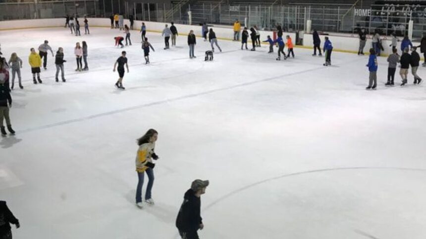 public skating foxborough